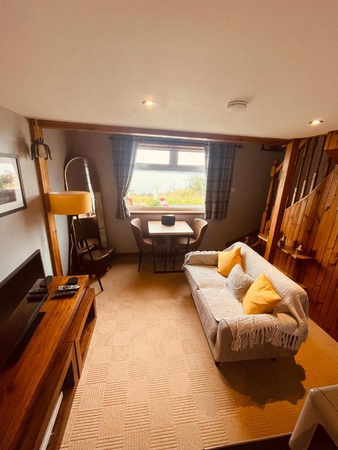 The Rowanberry Suite At Rowan Cottage Elgol Bagian luar foto